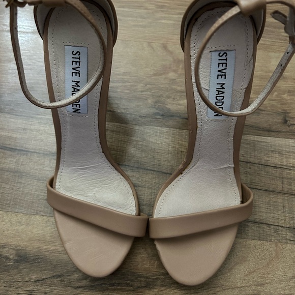 Steve Madden Heels - Picture 2 of 5